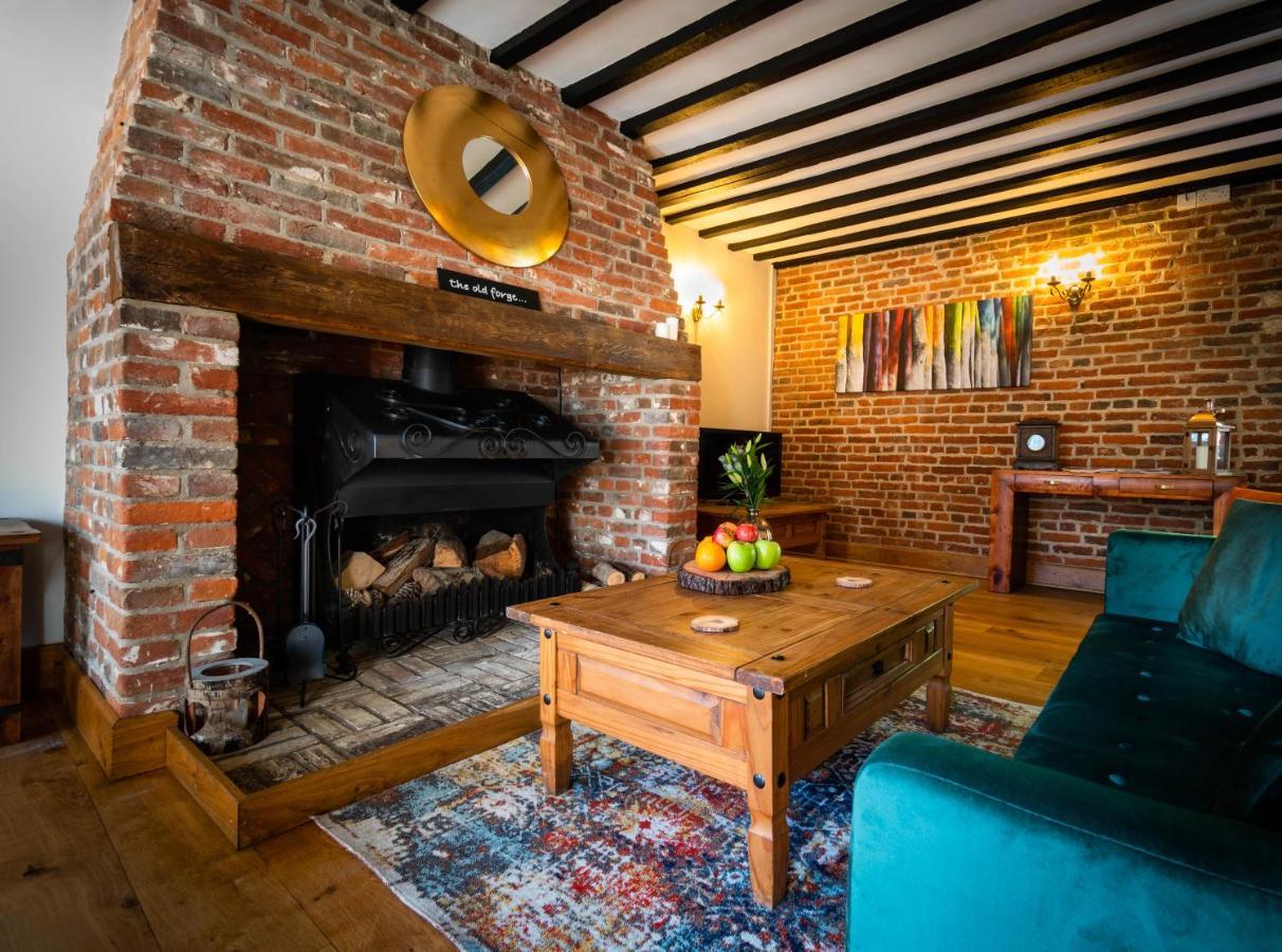 The Farmhouse At Fincham Extérieur photo